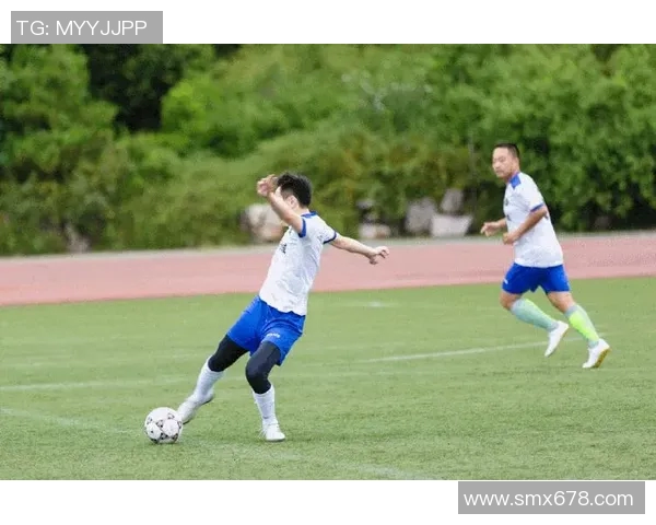 足球比分捷报实时更新助你掌握比赛动态精彩赛事不容错过 足球比分捷报实时更新助你掌握比赛动态精彩赛事不容错过